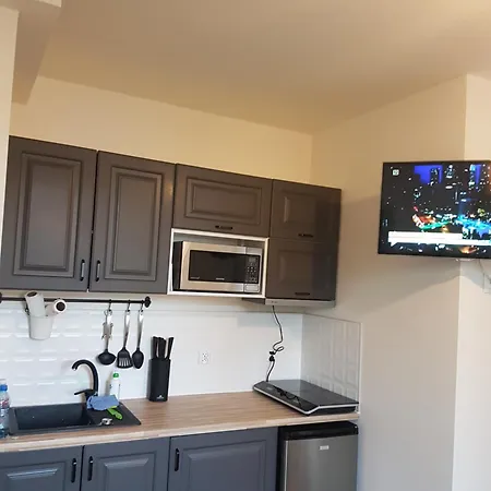 Capri Apartment Treptower Deep